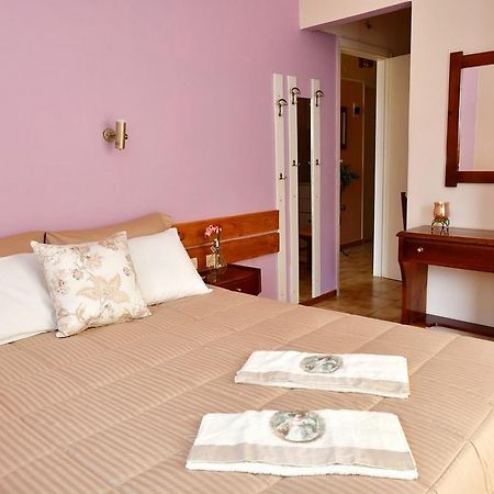 Villa Eva Толон Экстерьер фото