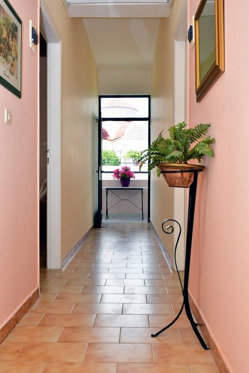 Villa Eva Толон Экстерьер фото