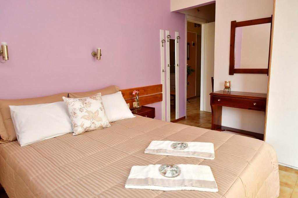 Villa Eva Толон Экстерьер фото