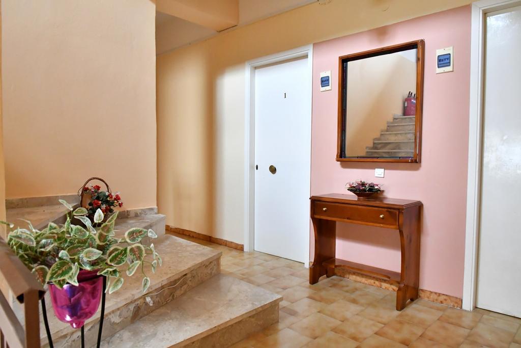 Villa Eva Толон Экстерьер фото